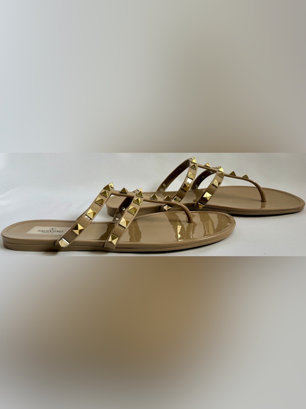 Valentino Garavani Rockstud Nude Jelly Studded T-Strap Thong Sandals EU 38 - Picture 6 of 12